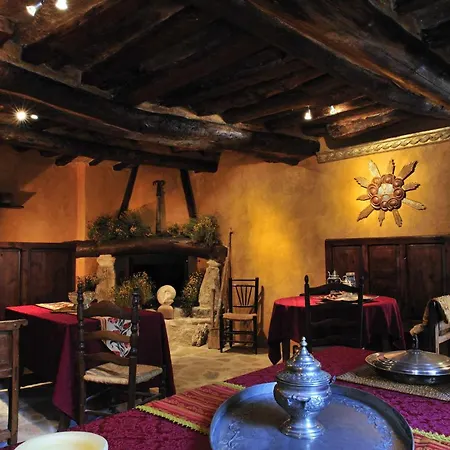 Las Moradas Del Temple Mirambel  Room photo